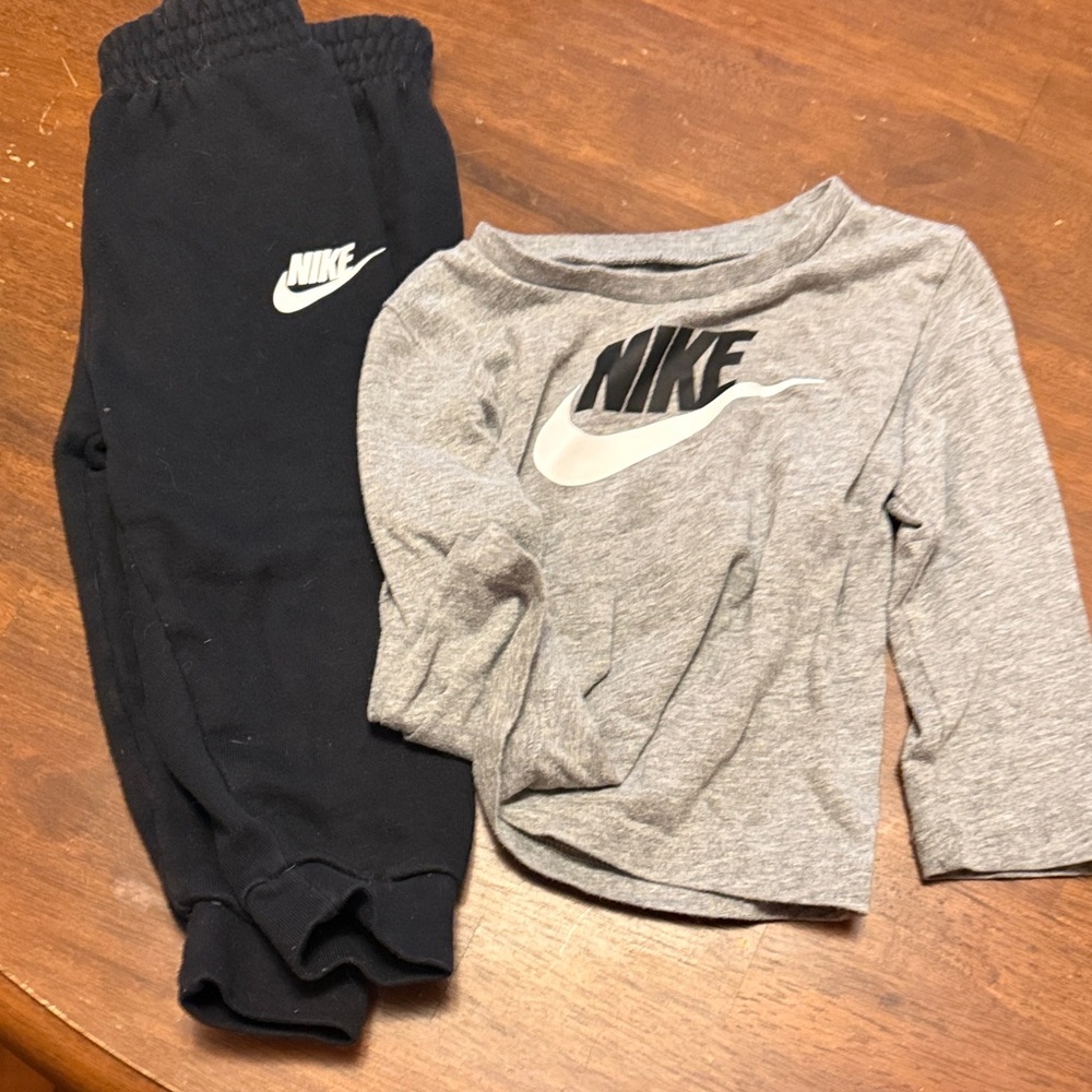Nike Kids Black Joggers and Gray Top Set